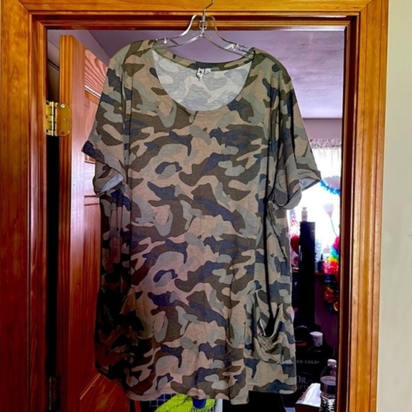 Army tunic - Picture 1 of 4